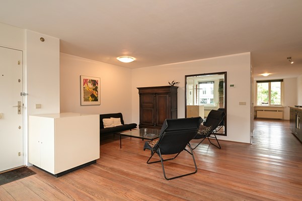 Medium property photo - Noordwal 45, 2513 EB Den Haag